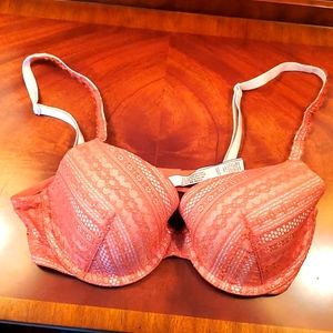 Victoria's Secret- Body Full Coverage Bra-34B